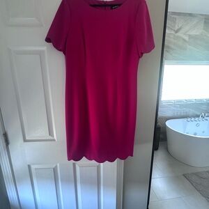 Fuchsia Scallop-Hem Short Sleeve Dress